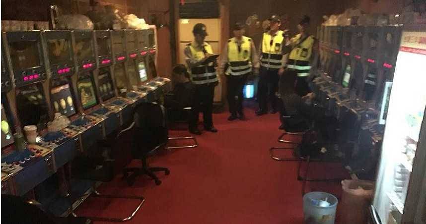 包庇赌博电玩涉通风报信　北市2警员收贿准备进苦牢