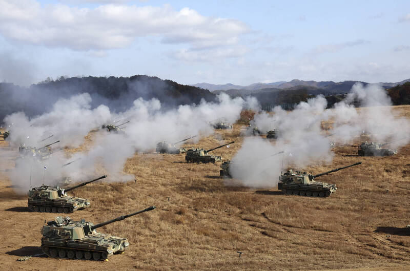 UBO8-国际新闻-出動5400人、300門火砲 美韓聯合軍演防北韓「哈瑪斯式」突襲