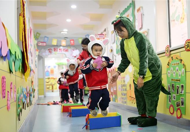 UBO8-国际新闻-人口下降 中國人口第一大縣50所幼兒園關門