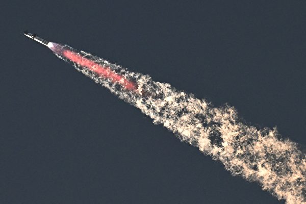 UBO8-国际新闻-SpaceX星艦火箭二次測試飛更遠 但最終爆炸