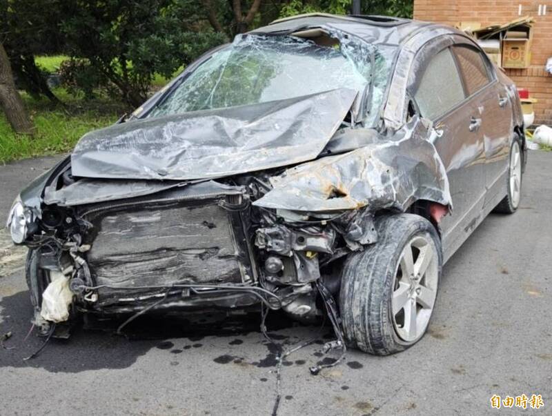 UBO8-快讯新闻🚨人倫悲劇！子槍殺父後「駕車逃逸」十分鐘，竟自撞身亡！ karma ⚠️