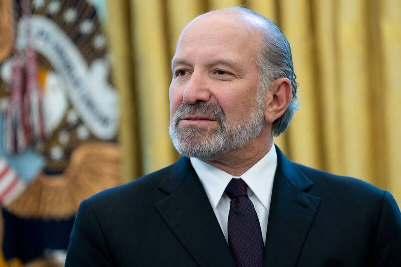 UBO8-快讯新闻-謝金河驚爆內幕！美放話「台美晶片五五分」，他揭川普一貫策略：「台灣的時辰到了！」