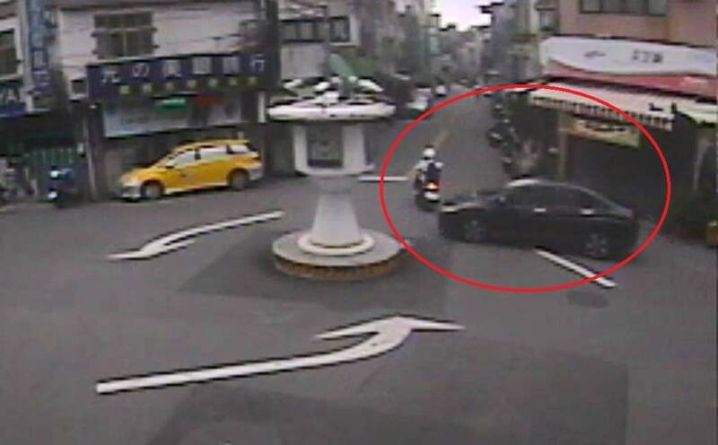 UBO8-快讯新闻-奇蹟之眼！台中唯一老鐘塔「瞬間變身神隊友」！鏡頭君在千萬車流中「秒揪出」肇逃惡男！