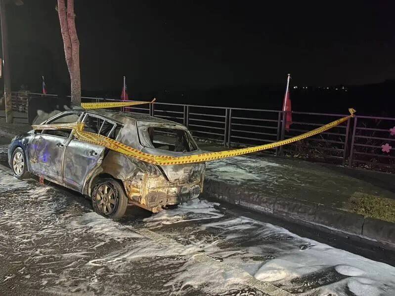 UBO8-快讯新闻-恐怖意外！中橫公路火燒車！42歲婦人「活活被燒成焦屍」！竟被發現躺在駕駛座內！