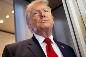 UBO8-快讯新闻-终结伊朗战争的男人！何时停火？川普语出惊人：全看我和以色列总理的心情！