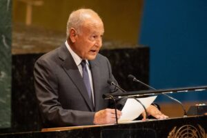 UBO8-快讯新闻-不忍了！伊朗狂轰波湾盟友，阿拉伯联盟气炸开炮：这根本是自杀式的鲁莽！