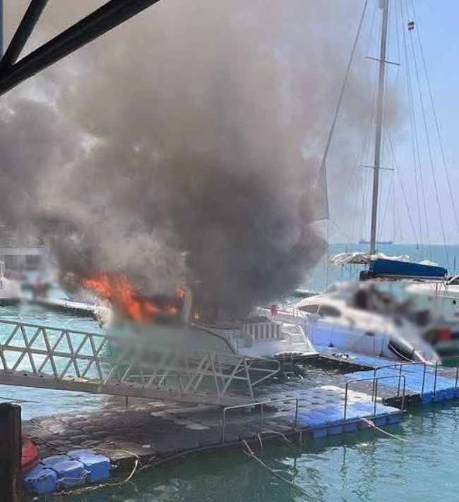 UBO8-快讯新闻-【度假噩耗】泰國普吉島驚傳「快艇大爆炸」！火海吞噬釀 1 死 5 傷 現場慘叫連連！