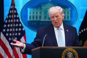 UBO8-快讯新闻-【賭上百條命】曾被警告救人會死傷慘重！川普硬氣回應：為了這任務 絕對值得！