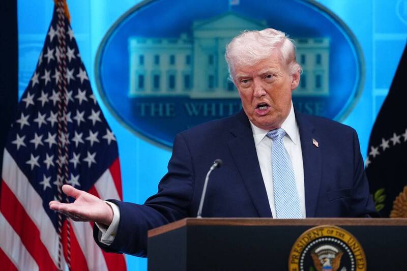 UBO8-快讯新闻-【賭上百條命】曾被警告救人會死傷慘重！川普硬氣回應：為了這任務 絕對值得！