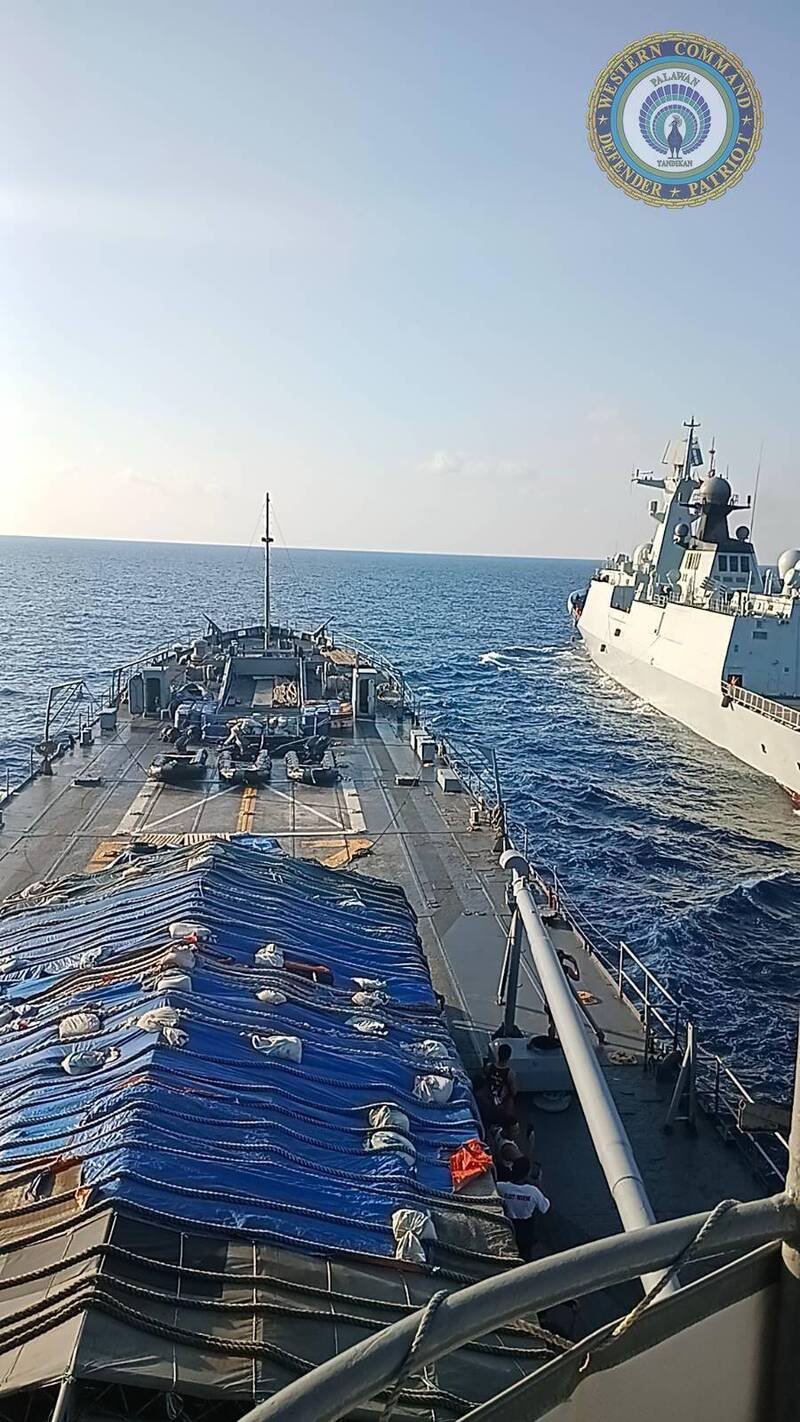 UBO8-快讯新闻-才談完就翻臉！菲中南海磋商墨跡未乾，解放軍強勢包圍黃岩島「大秀肌肉」！