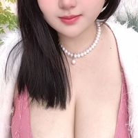 大杯胸模